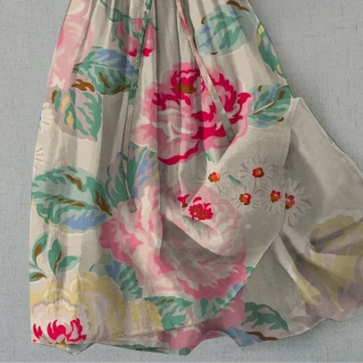Livia™ – Elegant Floral Short-Sleeve Dress